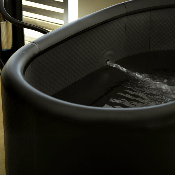 PolarEdge chiller making water cold for cold plunge.